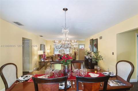 16323 SW 103rd Pl, Miami FL - photo 11 of 42