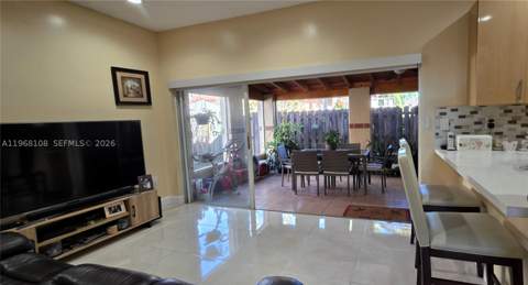 5769 NW 99th Ave, Doral FL - photo 15 of 48
