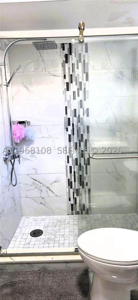 5769 NW 99th Ave, Doral FL - photo 24 of 48