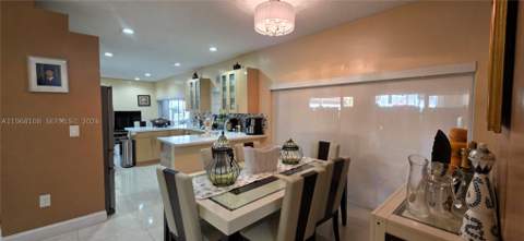 5769 NW 99th Ave, Doral FL - photo 7 of 48