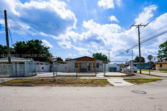 3 bedroom SingleFamilyResidence at 1990 NW 154th St, 1ST ADDN TO MAGNOLIA SUB, Miami Gardens — photo 5