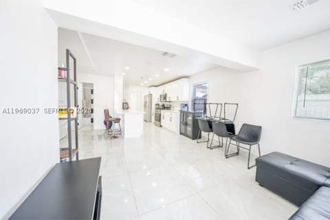 1990 NW 154th St, Miami Gardens FL - photo 6 of 36