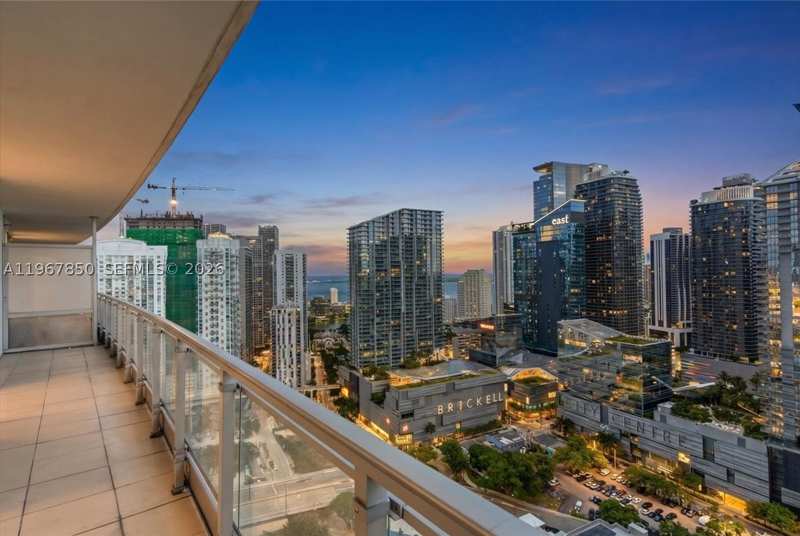 2 bedroom Condominium at 92 SW 3rd St 3804, Mint Condo, Miami — photo 1