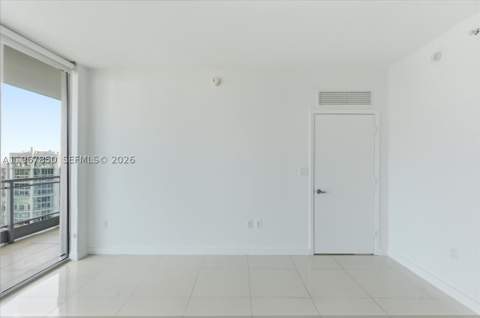 92 SW 3rd St 3804, Miami FL - photo 17 of 36