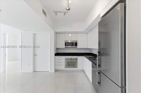 92 SW 3rd St 3804, Miami FL - photo 9 of 36