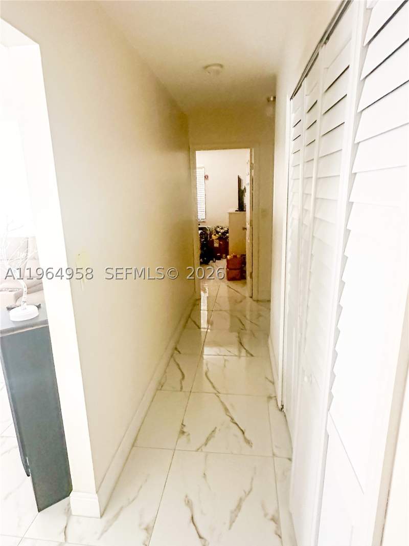 3 bedroom SingleFamilyResidence at 14759 SW 82nd St, Kendale Royal Amend, Miami — photo 5