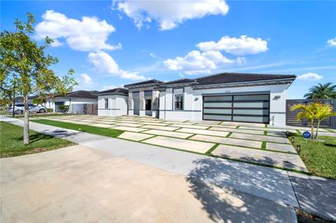 19059 SW 134th Ct, Miami FL - photo 10 of 52