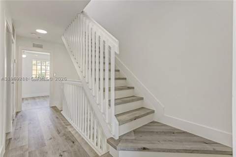2054 NE 167th St 3-122, North Miami Beach FL - photo 8 of 11