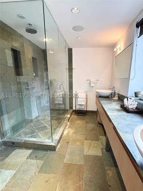 1520 Michigan Ave 1, Miami Beach FL - photo 9 of 20