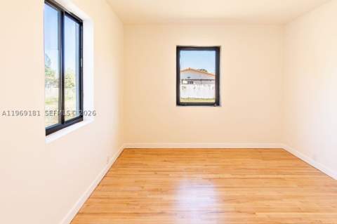 415 E 52nd St, Hialeah FL - photo 24 of 33