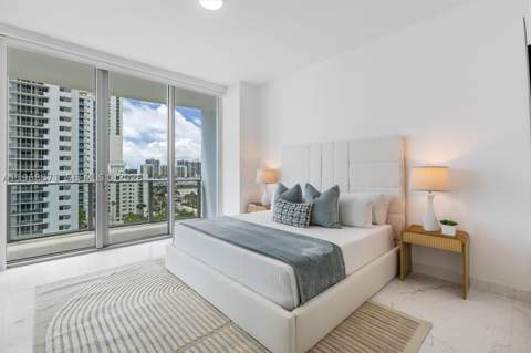 17475 Collins Ave 703, Sunny Isles Beach FL - photo 15 of 38