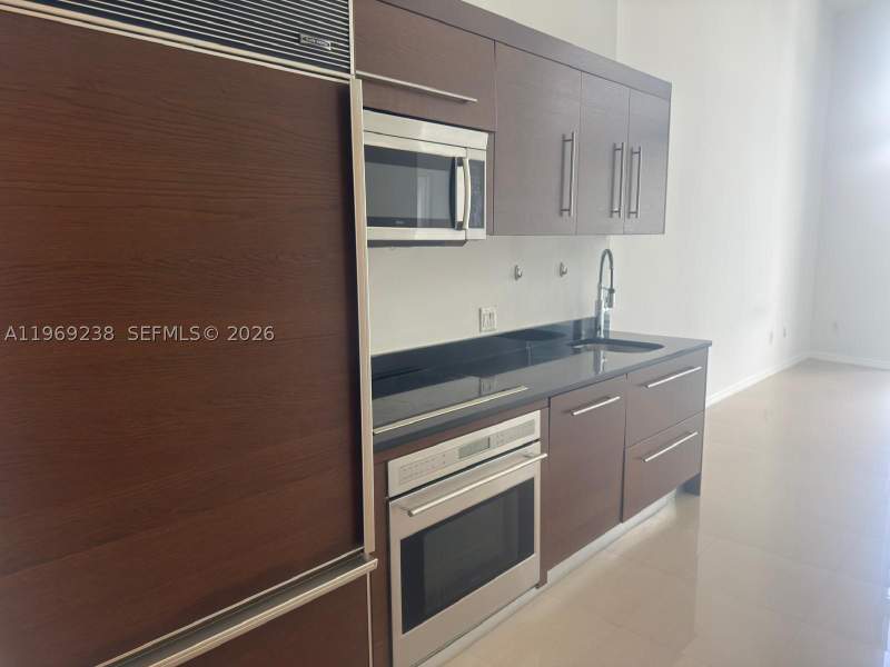 1 bedroom Condominium at 465 Brickell 1504, Iconbrickell Condo No 1, Miami — photo 4