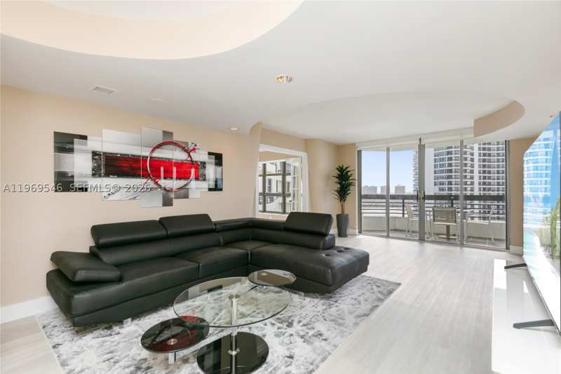2 bedroom Condominium at 3500 Mystic Pointe Dr 2603, Mystic Pointe Tower 400 C, Aventura — photo 1