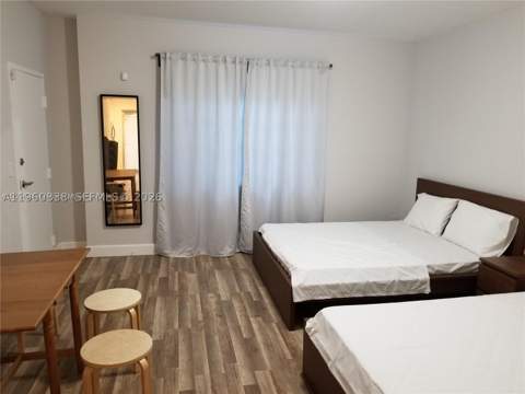 1045 Meridian Ave 5, Miami Beach FL - photo 8 of 10