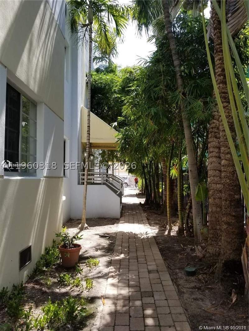 0 bedroom Condominium at 1045 Meridian Ave 4, 1045 Meridian Condo, Miami Beach — photo 4