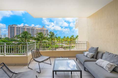 799 Crandon Blvd 605, Key Biscayne FL - photo 11 of 77
