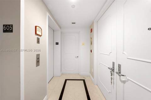 799 Crandon Blvd 605, Key Biscayne FL - photo 15 of 77