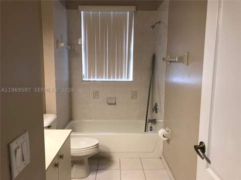 3748 NE 9th Ct, Homestead FL - photo 6 of 16