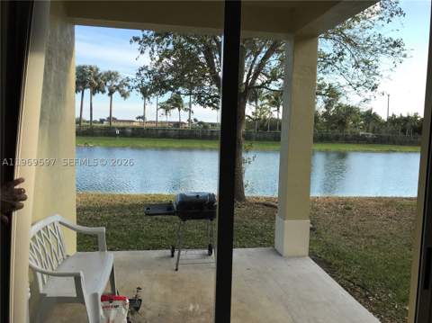 3748 NE 9th Ct, Homestead FL - photo 8 of 16