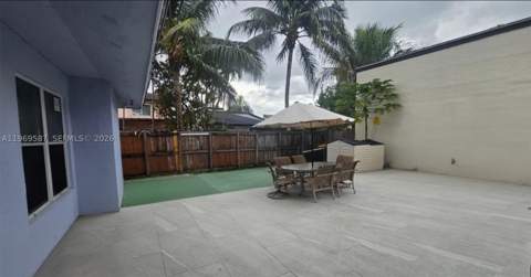 11417 SW 35 ln, Miami FL - photo 6 of 17