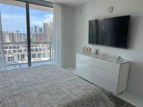 300 Sunny Isles Blvd 4-2305, Sunny Isles Beach FL - photo 13 of 66