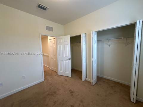 9374 W 32nd Ln, Hialeah FL - photo 16 of 48