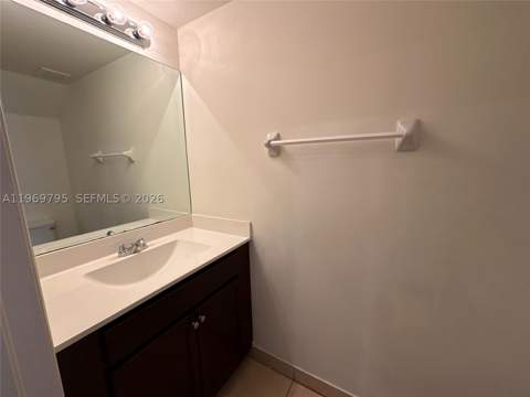9374 W 32nd Ln, Hialeah FL - photo 19 of 48