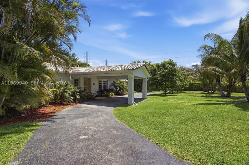 4 bedroom SingleFamilyResidence at 14721 SW 67th Ave, Kings Bay Sub, Coral Gables — photo 3