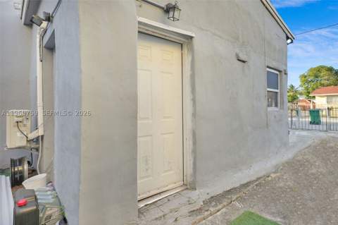 2104 NW 1St Ter, Miami FL - photo 12 of 14