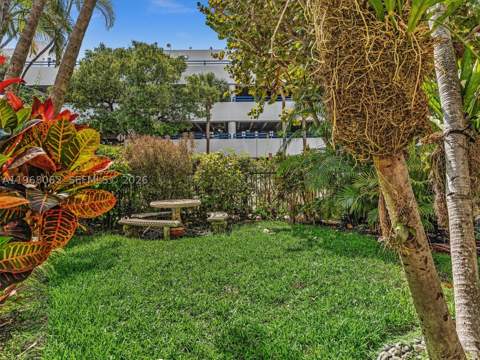 503 12th St 5, Miami Beach FL - photo 6 of 43