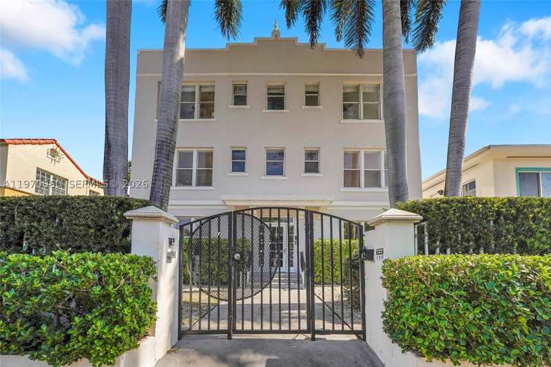 2 bedroom Condominium at 1027 Pennsylvania Ave 103, Penn Plaza Condo, Miami Beach — photo 1