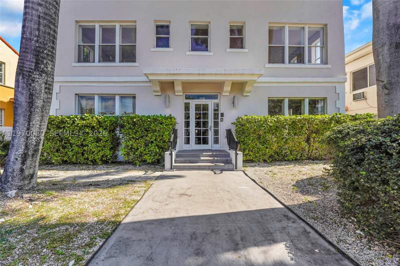 2 bedroom Condominium at 1027 Pennsylvania Ave 103, Penn Plaza Condo, Miami Beach — photo 2