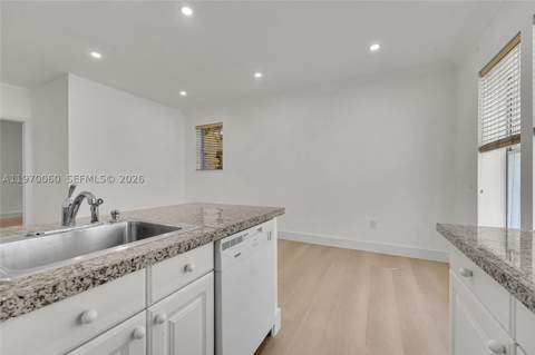 1027 Pennsylvania Ave 103, Miami Beach FL - photo 7 of 30