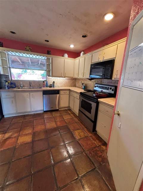 9261 SW 68th Street, Miami FL - photo 17 of 24