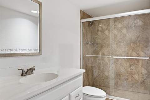 19390 Collins Ave 120, Sunny Isles Beach FL - photo 17 of 21