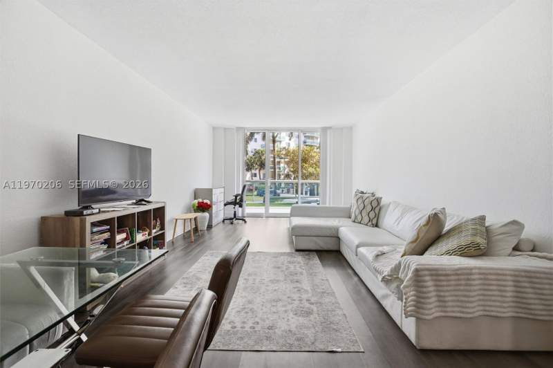 2 bedroom Condominium at 19390 Collins Ave 120, Oceanview Building A Cond, Sunny Isles Beach — photo 4