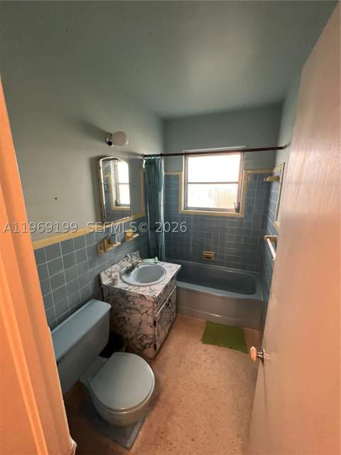 812 Columbus Blvd, Coral Gables FL - photo 8 of 19