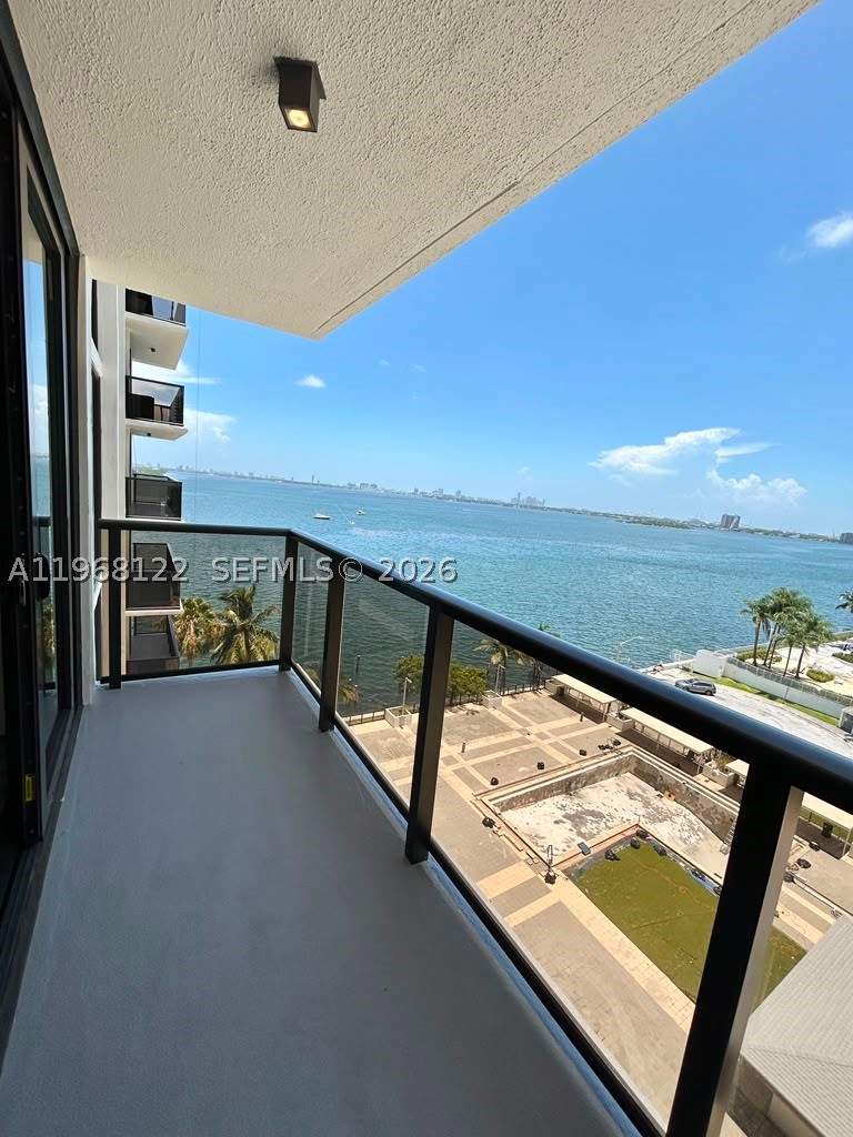 1 bedroom Condominium at 600 NE 36th St 820, Charter Club Condo, Miami — photo 2