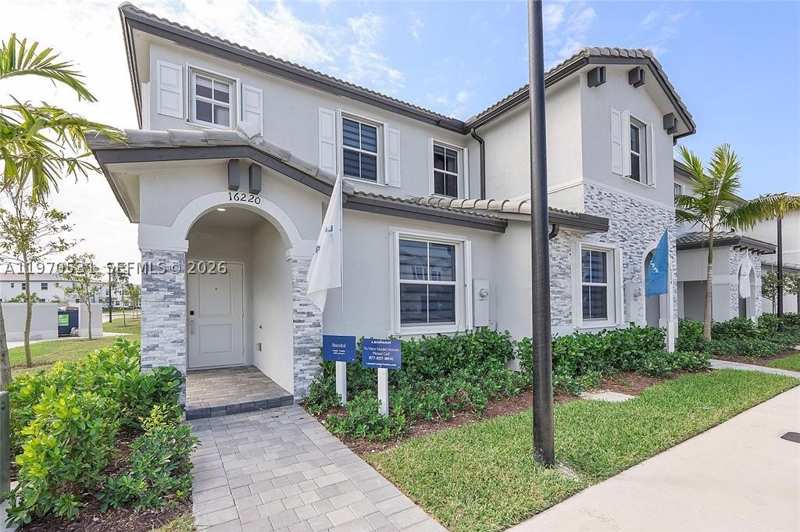 3 bedroom Townhouse at 16220 SW 291st St, Cedar Pointe, Homestead — photo 1