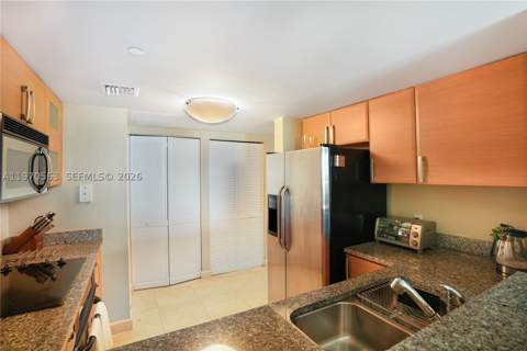 2101 Brickell Ave 1812, Miami FL - photo 15 of 58