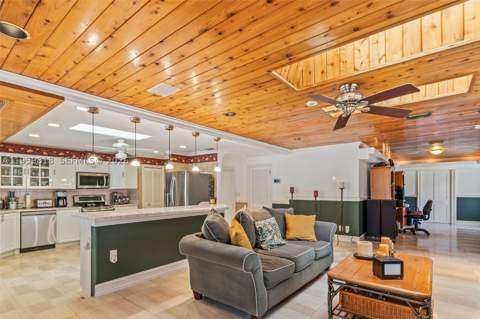 15005 SW 148th St, Miami FL - photo 11 of 40