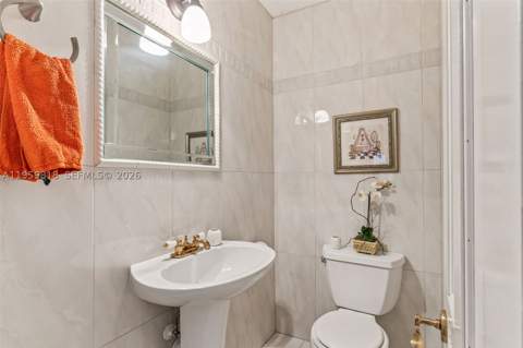 15005 SW 148th St, Miami FL - photo 17 of 40