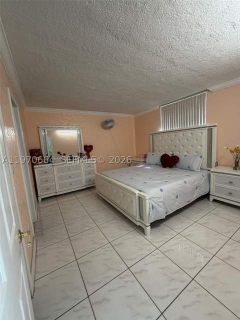 10090 NW 80th Ct 1206, Hialeah Gardens FL - photo 10 of 24