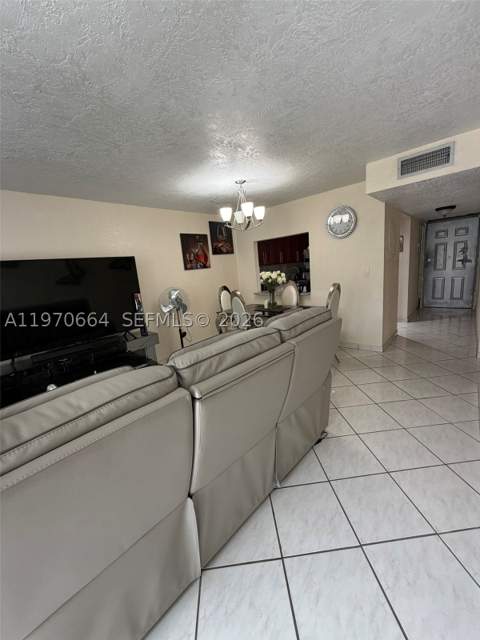 10090 NW 80th Ct 1206, Hialeah Gardens FL - photo 9 of 24