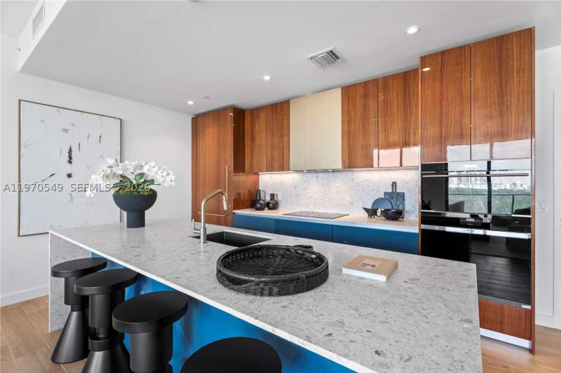 3 bedroom Condominium at 2678 Tigertail Ave 1202, Mr C Residence Coconut, Miami — photo 5
