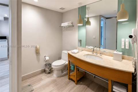 18683 Collins Ave 1404, Sunny Isles Beach FL - photo 12 of 38