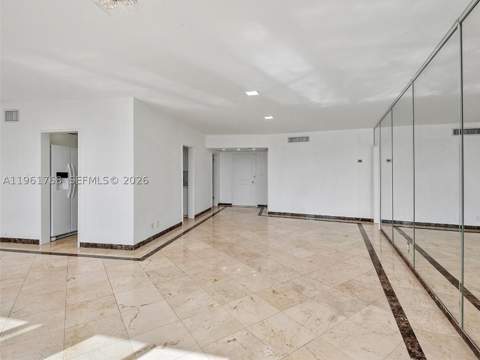 900 Bay Dr 1012, Miami Beach FL - photo 10 of 50