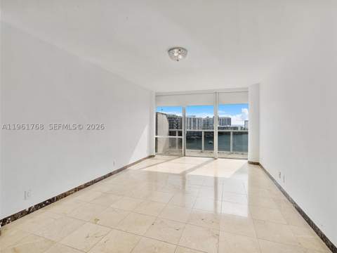 900 Bay Dr 1012, Miami Beach FL - photo 13 of 50