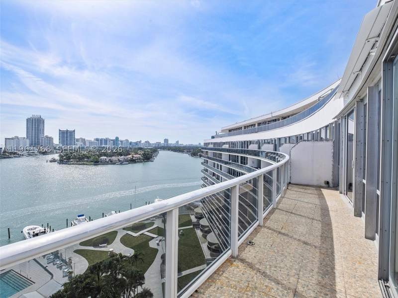 1 bedroom Condominium at 900 Bay Dr 1012, King Cole Condo, Miami Beach — photo 5