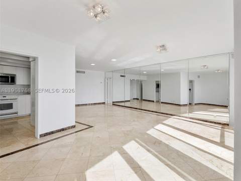 900 Bay Dr 1012, Miami Beach FL - photo 9 of 50